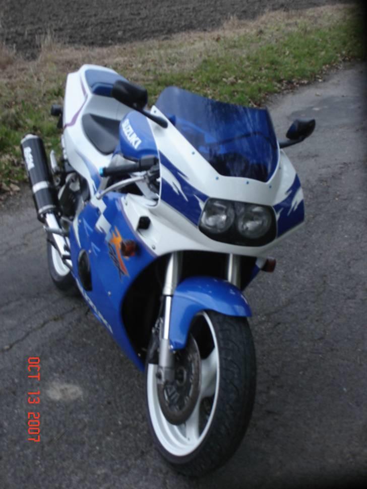 Suzuki gsx r 400 billede 9