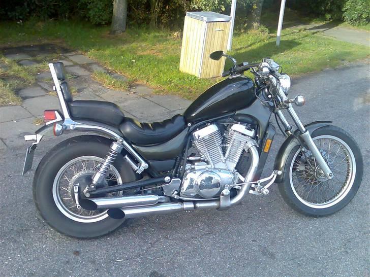 Suzuki Intruder vs 700 billede 2