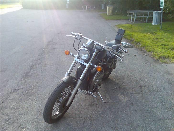 Suzuki Intruder vs 700 billede 4