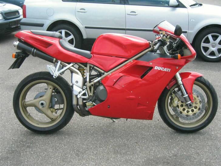 Ducati 916 billede 2