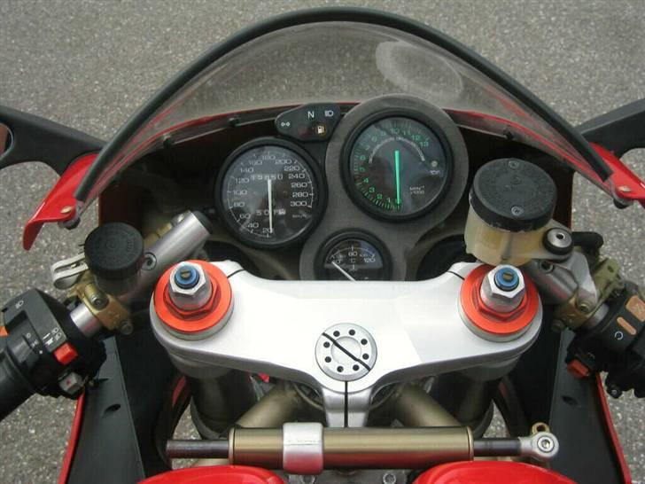 Ducati 916 billede 4
