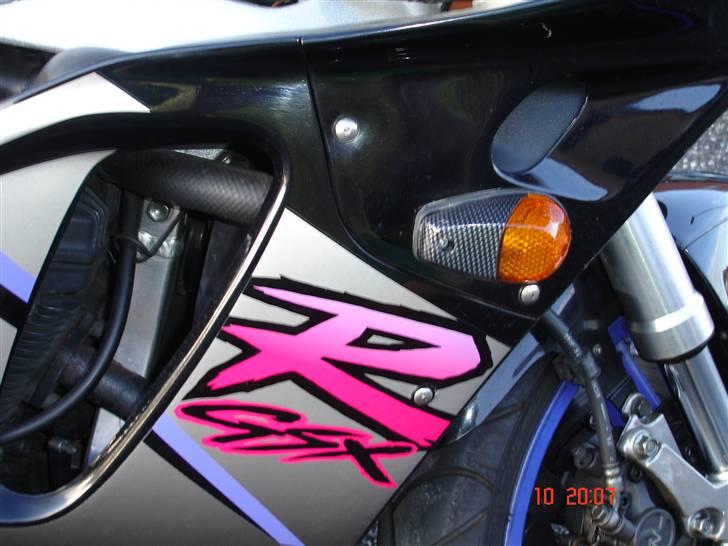 Suzuki GSX 750 R *solgt* billede 10