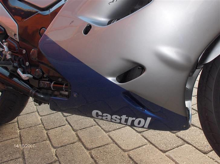 Kawasaki ZZR 1100 SOLGT!! billede 2