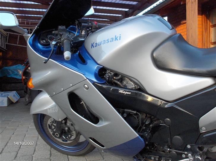 Kawasaki ZZR 1100 SOLGT!! billede 6