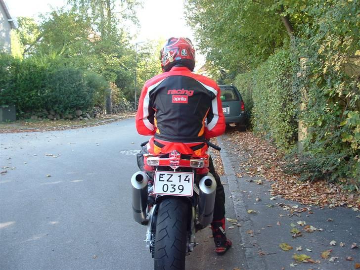 Aprilia RSV 1000 Factory billede 13