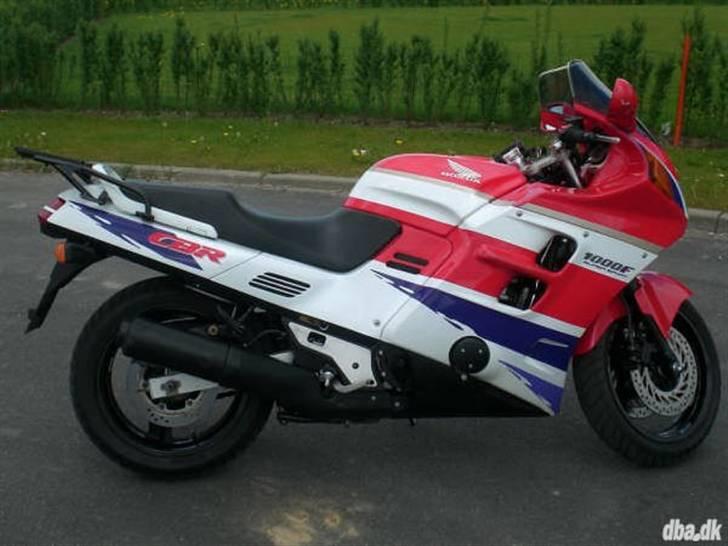 Honda cbr1000 f billede 2