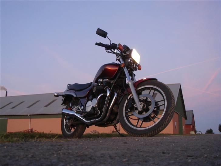 Honda 650 Nighthawk billede 1
