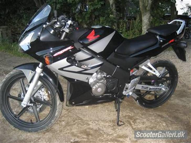 Honda CBR 125 SOLGT billede 2