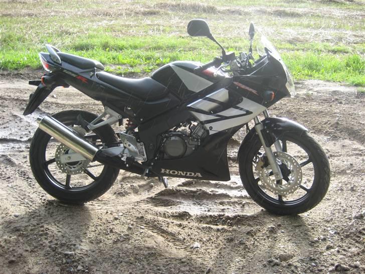 Honda CBR 125 SOLGT billede 3