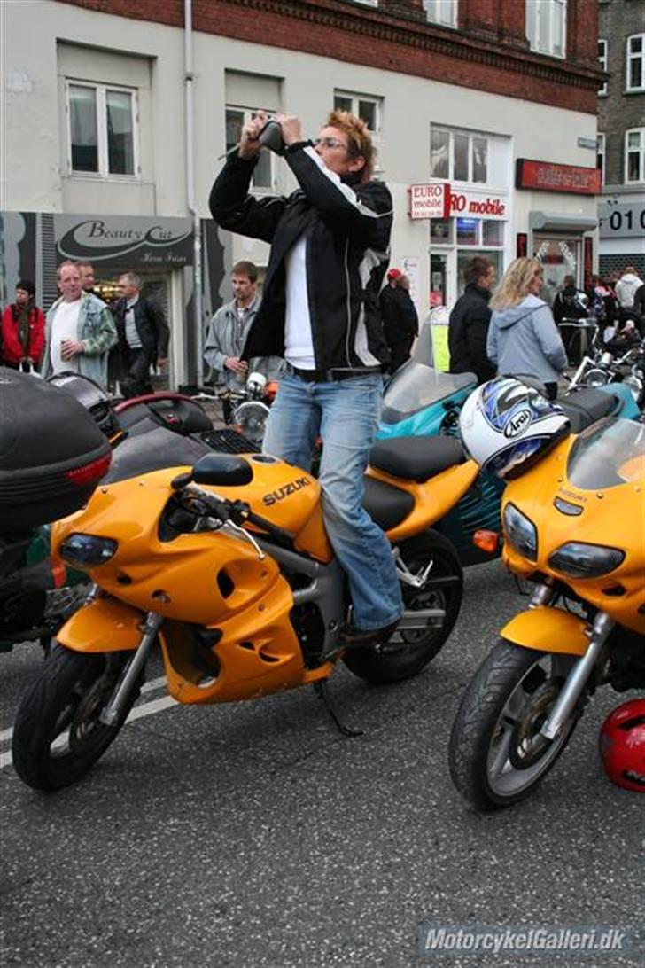 Suzuki Sv650S  - Nørrebrogade 2007 (Bakke-lukning) billede 4