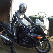 Suzuki GSX 600 F  SOLGT