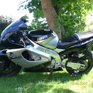 Yamaha Thunderace 1000 (solgt)