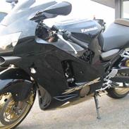 Kawasaki ZX12R ( solgt )