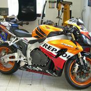 Honda Cbr1000RR Fireblade