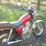 Suzuki GN 250