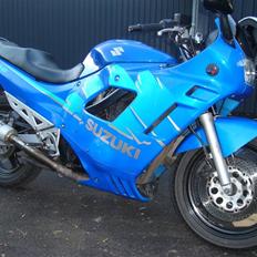 Suzuki GSX 750 F *SOLGT* 