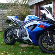 Suzuki GSX-R 750