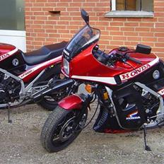 Honda VF1000F