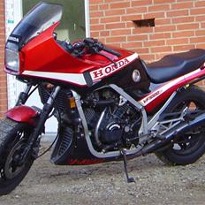 Honda VF1000F