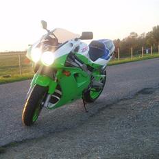 Kawasaki zxr 750 RR (ZX750K)