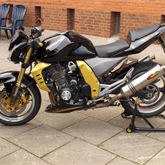 Kawasaki Z1000 ( SOLGT )