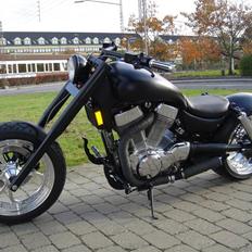 Suzuki VS 1400 intruder *SOLGT*