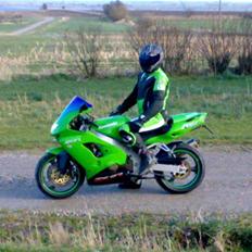 Kawasaki ZX9R Ninja solgt