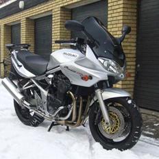 Suzuki GSF1200SK4