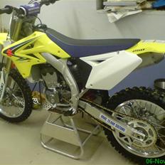 Suzuki RM-Z 250F- SOLGT!