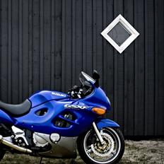 Suzuki GSX F
