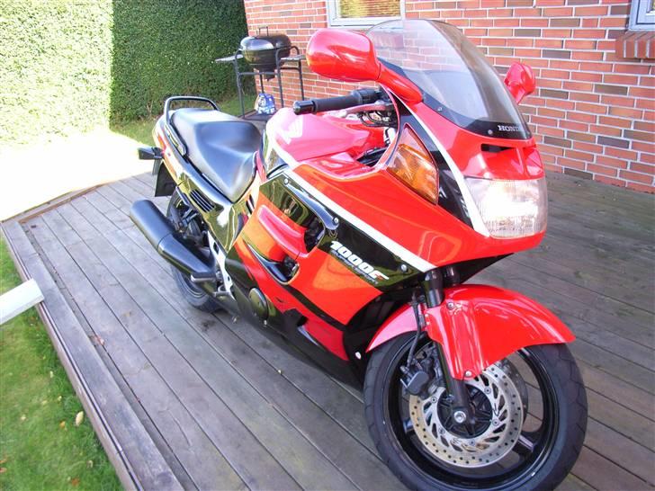 Honda CBR 1000F billede 2