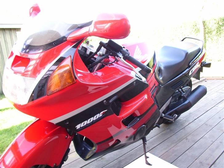 Honda CBR 1000F billede 3