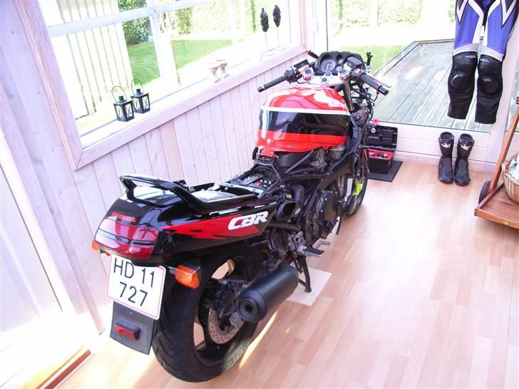 Honda CBR 1000F billede 4