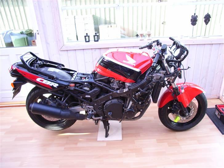 Honda CBR 1000F billede 5