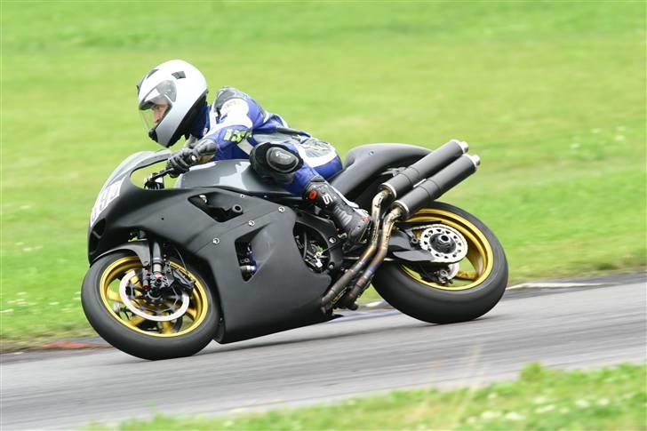 Honda RC30 Durbahn V1 / RVF - Lausitzring 2005. billede 3