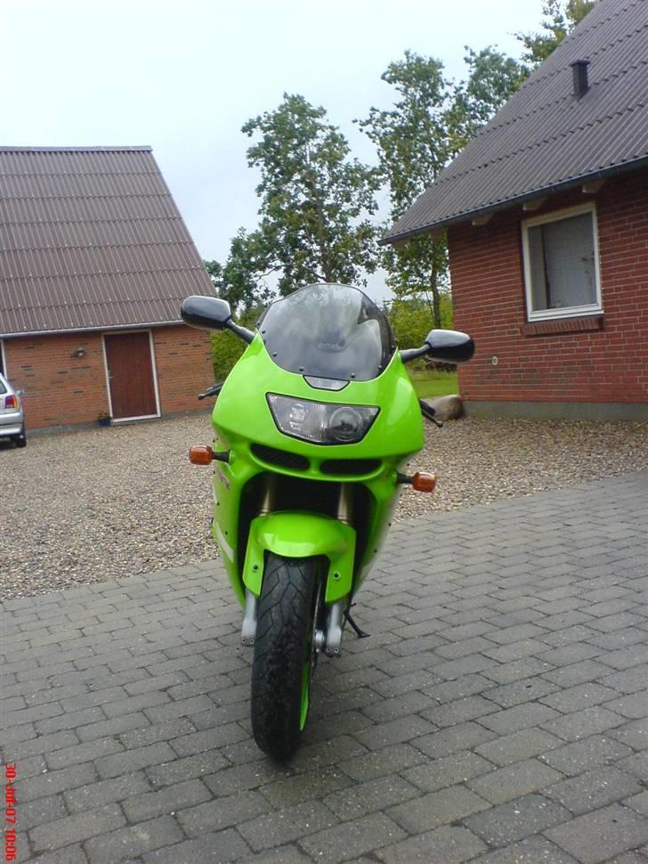 Kawasaki ZX9R B4 billede 3