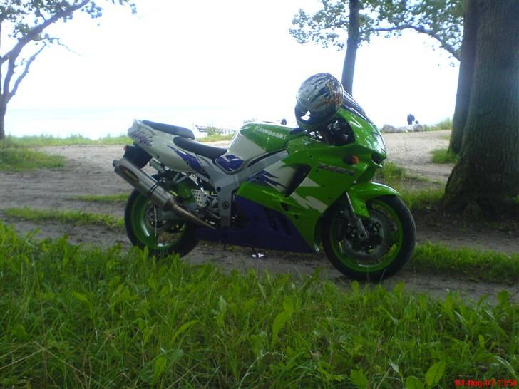 Kawasaki ZX9R B4 - Ved stranden ved Nyborg under fyn/tåsinge rundt sommeren 2007 billede 4