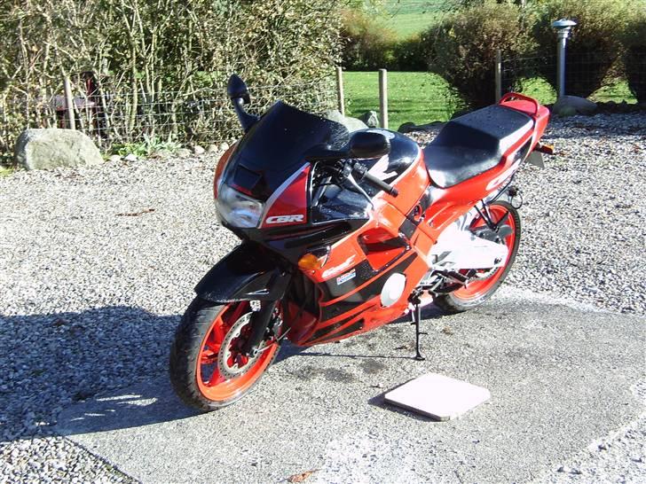 Honda Cbr 600 *Solgt* - 19/10-07 billede 3