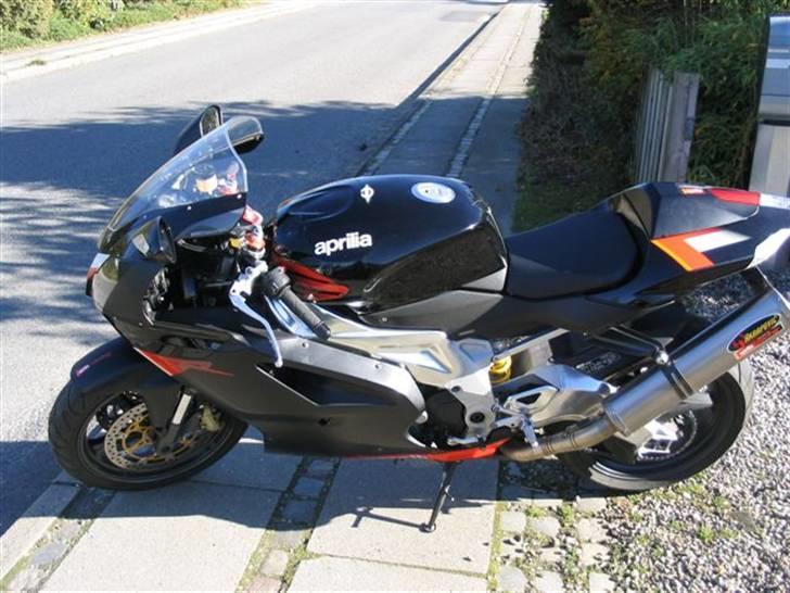 Aprilia RSV 1000 R "Solgt" billede 9