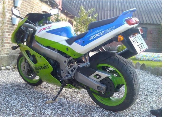Kawasaki  (solgt) ZXR 750 Ninja billede 2