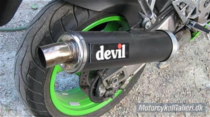 Kawasaki  (solgt) ZXR 750 Ninja billede 6