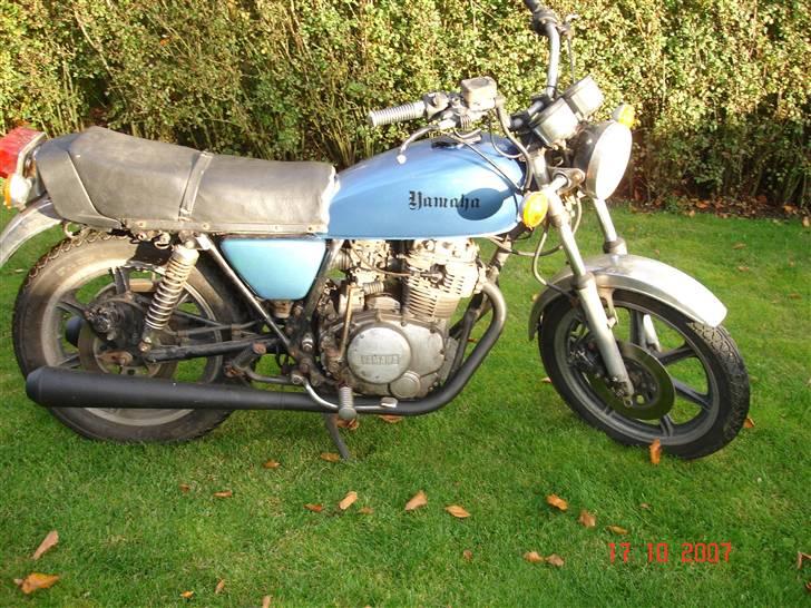 Yamaha XS400 billede 1