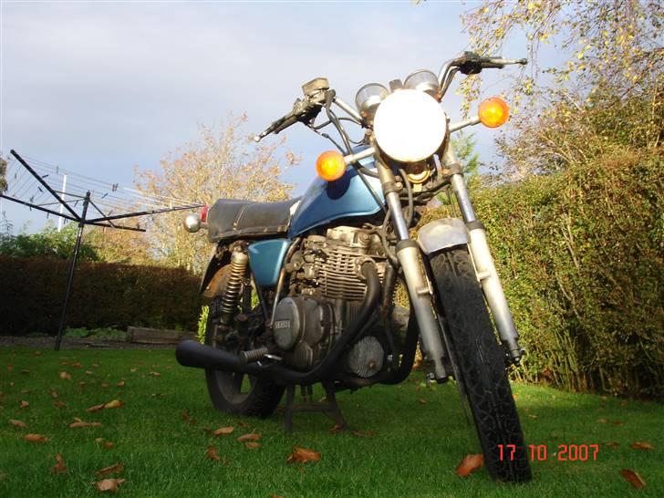 Yamaha XS400 billede 2