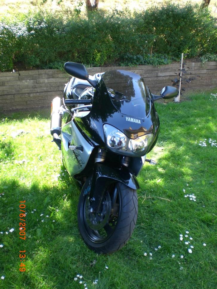 Yamaha Thunderace 1000 (solgt) - Bemærk de nye diode blink billede 8