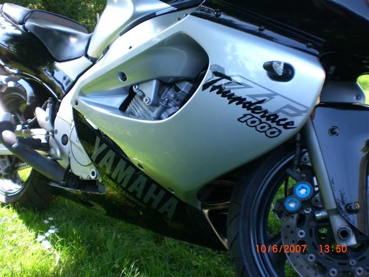 Yamaha Thunderace 1000 (solgt) billede 9