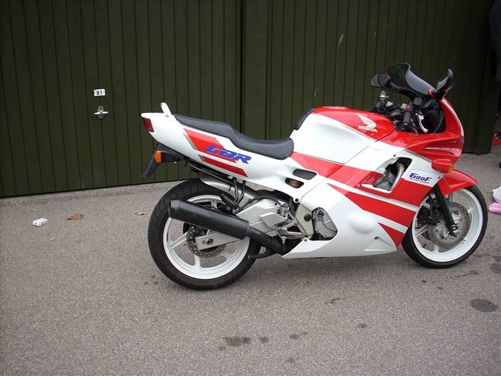 Honda CBR F 2 billede 3
