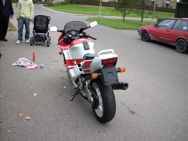 Honda CBR F 2 billede 4