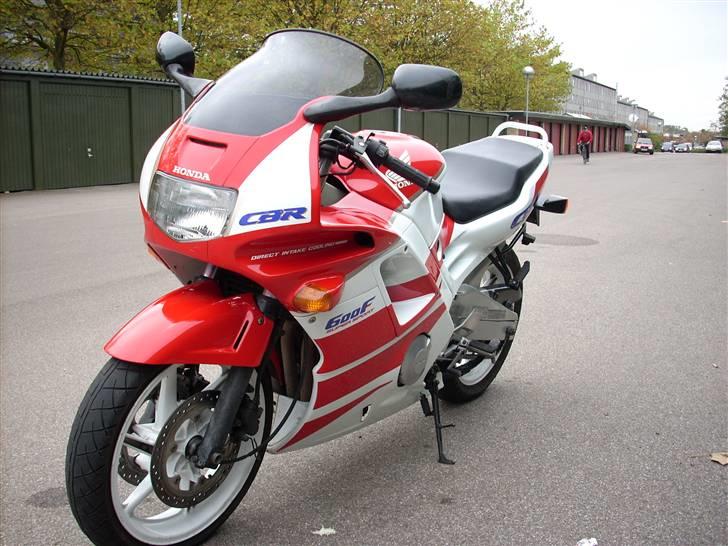 Honda CBR F 2 billede 5