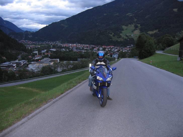 Yamaha YZF R1  billede 5