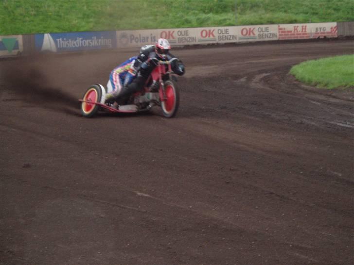 Jawa GM 500cc sofacykel - mig i kassen og min far ved roret billede 4